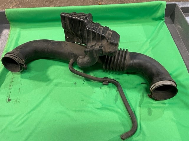 01-05 Miata Intake Pipe Crossover Assembly [Used] - BP6D-13-331