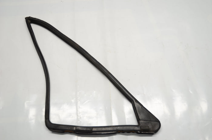90-05 Miata Right Passenger Quarter Window Glass Gasket [Used] - NA01-58-651A