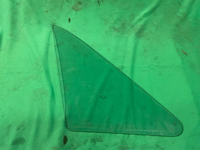 90-05 Miata Wing Window Glass R [Used] - NB39-58-661A