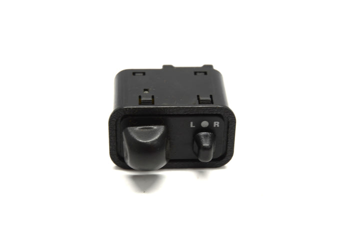 90-97 Miata Power Mirror Switch [Used] - NA52-66-600A