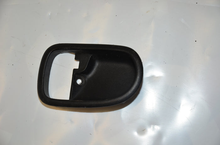 99-05 Miata Door Handle Trim Bezel Cup L [Used] - EA01-59-303
