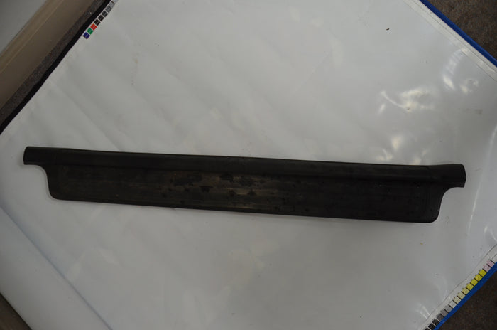 99-05 Miata Door Sill Set Black [Used] - NC10-68-720/NC10-68-710