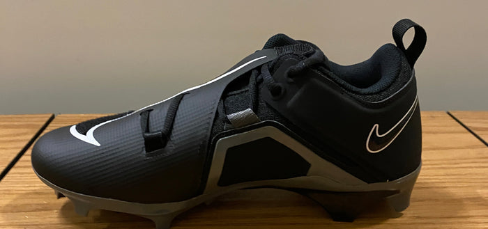 Alpha Menace Pro 3 Low P Football Cleats Size 12 (Black)