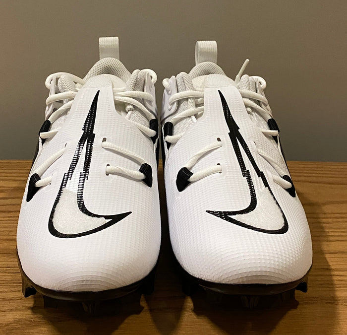 Alpha Menace Pro 3 Low P Football Cleats Size 13.5 (White)