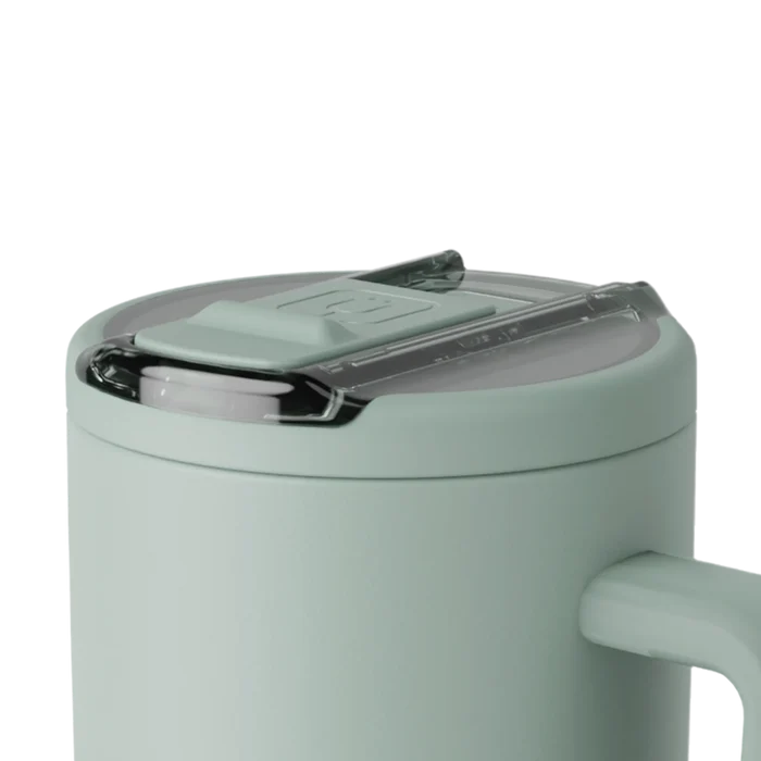 Light green mug with a lid on a white background