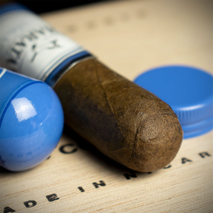 Charatan Tubed Corona Cigar - Single