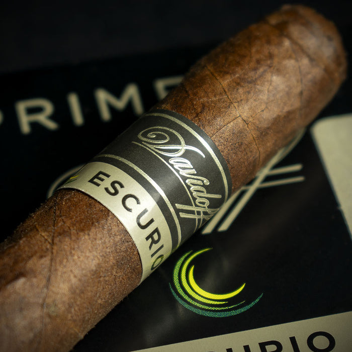 Davidoff Primeros Escurio Petit Panetela Cigars - Tin of 6