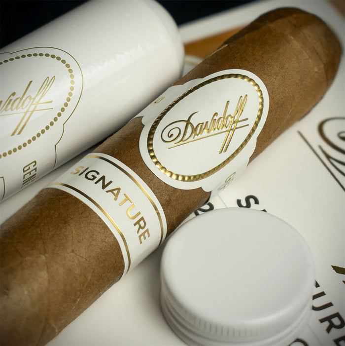 Davidoff Signature 2000 Tubos Cigar - Single