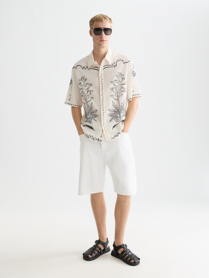 Embroidered Seersucker Relaxed-Fit Short-Sleeved Shirt