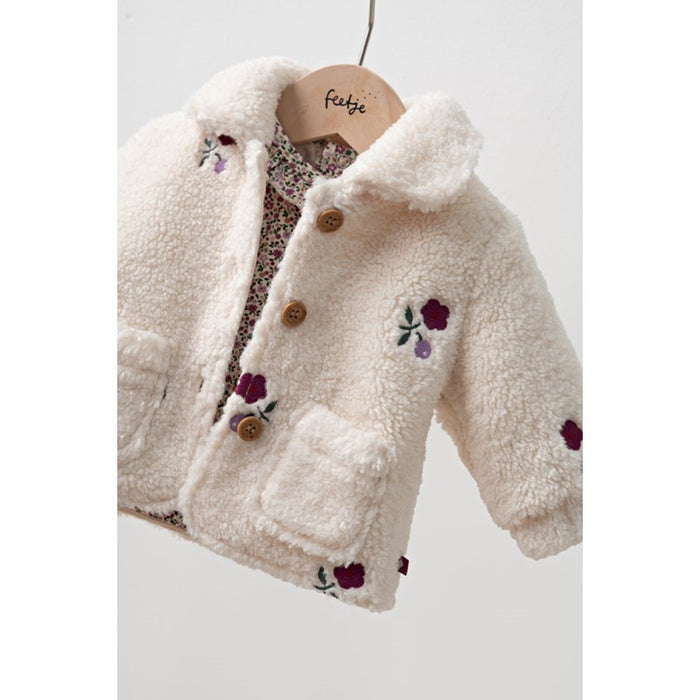 Feetje | Teddy jasje met borduursels | Creme