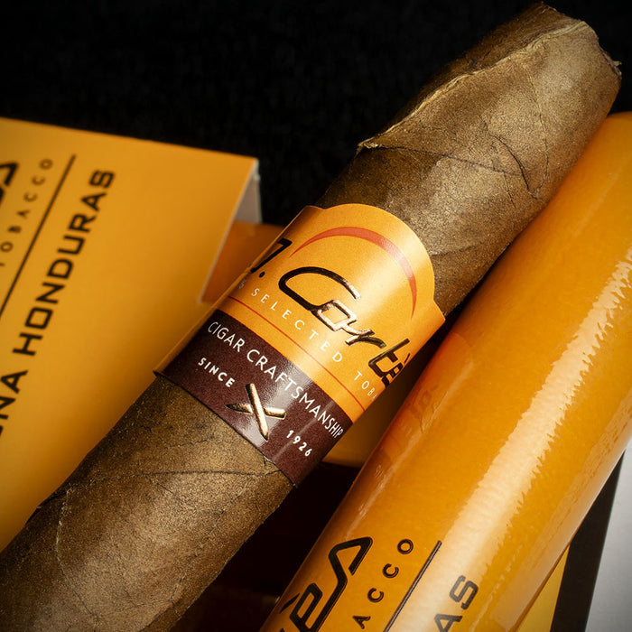 J. Cortes High Class Honduras Corona Cigar - Single
