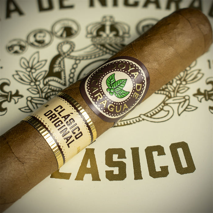 Joya de Nicaragua Clasico Seleccion B Corona Cigar - Single