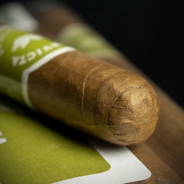 La Invicta Honduran Petit Corona Cigar - Single