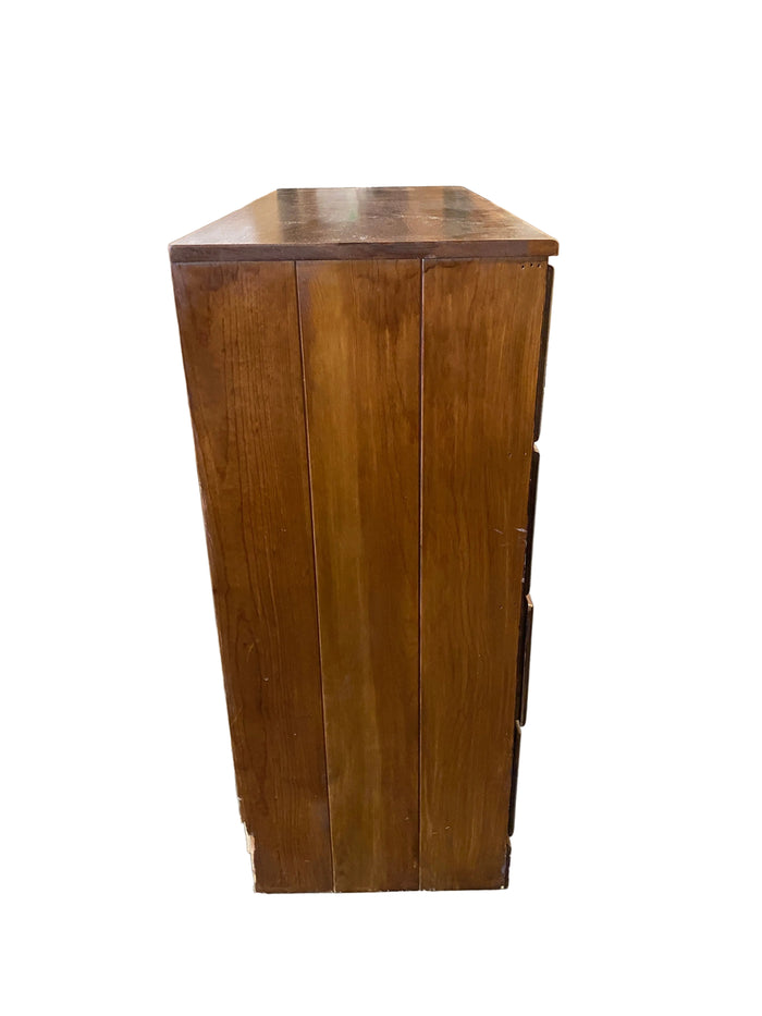 Light Wooden 9 Drawer Dresser