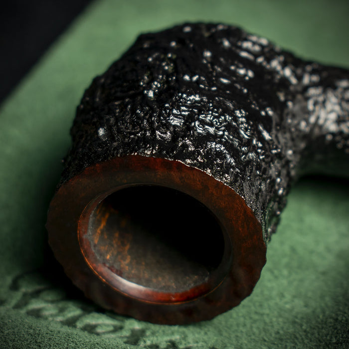 Peterson of Dublin Newgrange Spigot Briar Smoking Pipe - Shape 106