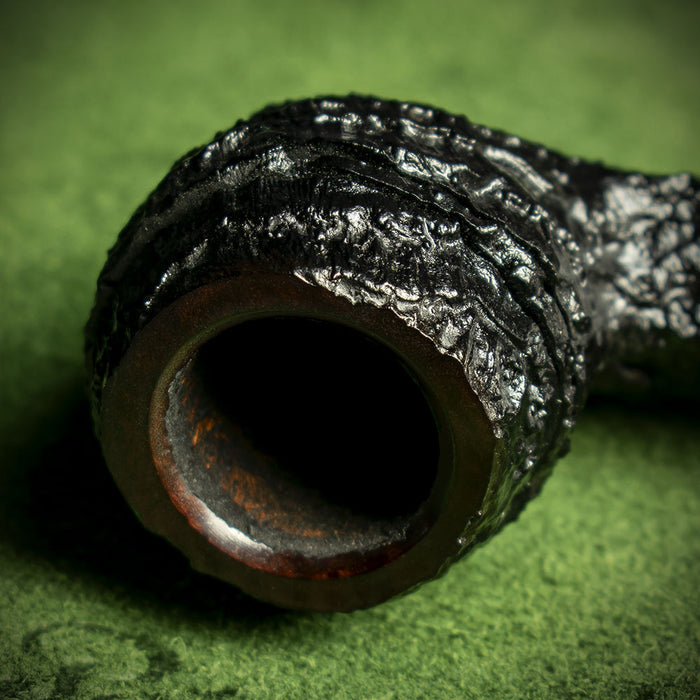 Peterson of Dublin Newgrange Spigot Briar Smoking Pipe - Shape 150
