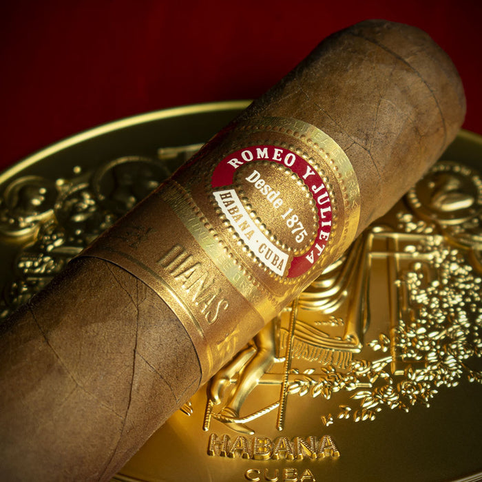 Romeo y Julieta Linea de Oro Dianas Cuban Cigar - Single