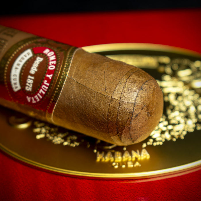 Romeo y Julieta Linea de Oro Hidalgos Cuban Cigar