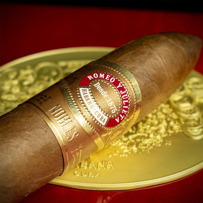 Romeo y Julieta Linea de Oro Nobles Cuban Cigar - Single