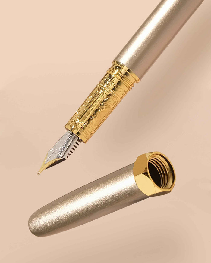 The Bijou Fountain Pen - Captain Earl Greyson
