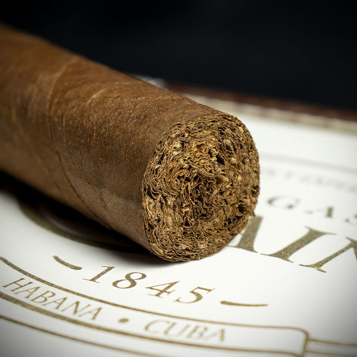 Vegas Robaina Unicos Cuban Cigar