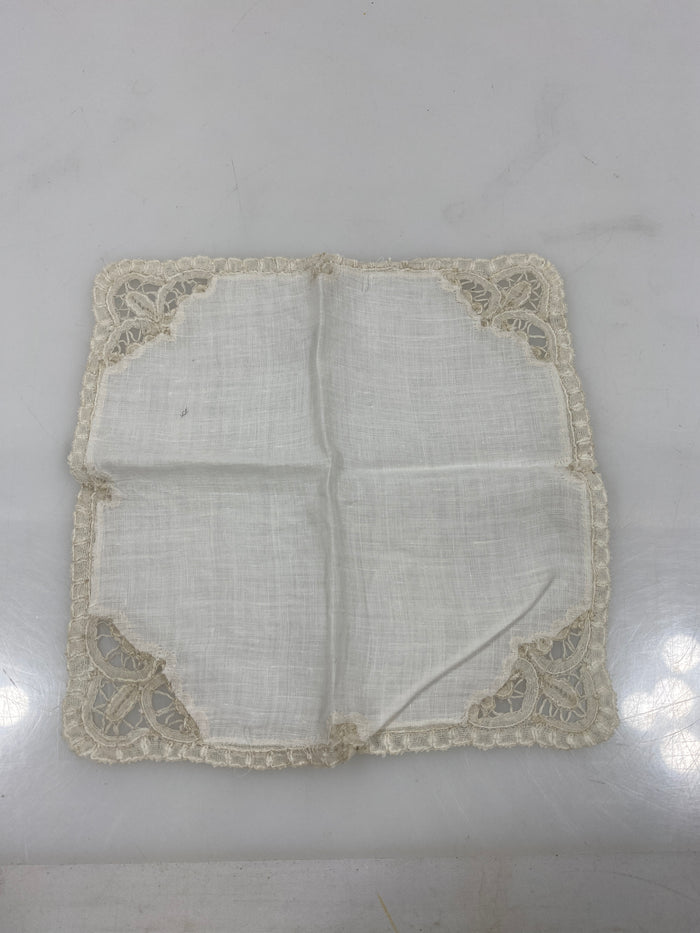 Vintage 1900s White Linen Handkerchief with Intricate Lace Border